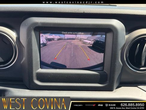 Used 2022 Jeep Wrangler Unlimited Sport AWD/4WD image 25