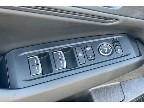 Certified 2023 Honda Accord EX image 4