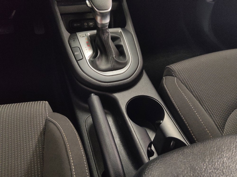 Used 2019 Kia Forte LXS FWD image 26