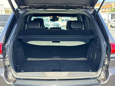 Used 2021 Jeep Grand Cherokee SRT w/ Trailer Tow Group IV image 11