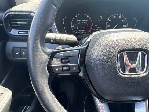 Used 2023 Honda Pilot Touring image 21