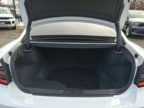 Used 2023 Dodge Charger SXT w/ Blacktop Package image 29