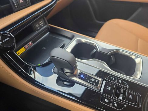 New 2026 Lexus NX 350 AWD image 31