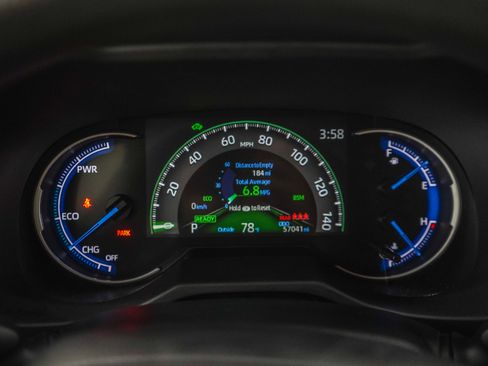 Used 2025 Toyota RAV4 XLE AWD/4WD image 23
