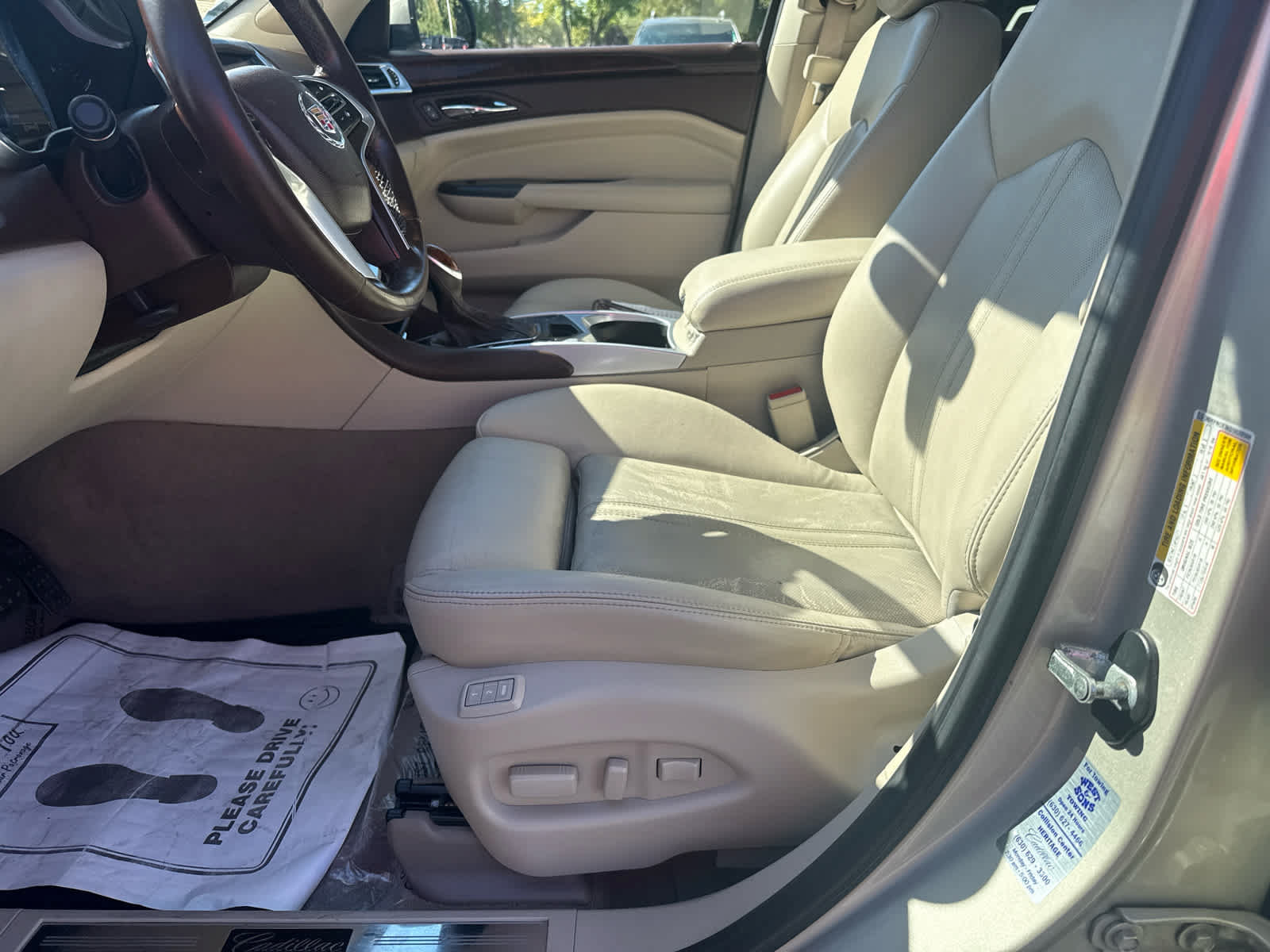 Used 2013 Cadillac SRX Luxury FWD image 11