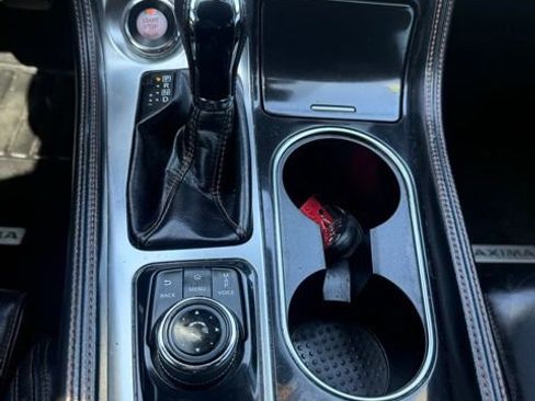 Used 2021 Nissan Maxima SR w/ Sport Mat Group image 26