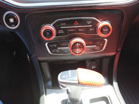 Used 2019 Dodge Charger Scat Pack w/ Dynamics Package RWD image 20