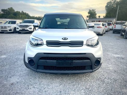 Used 2018 Kia Soul FWD image 6