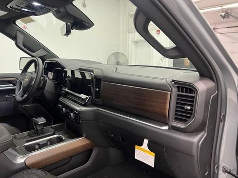 New 2026 Chevrolet Silverado 1500 High Country AWD/4WD image 23