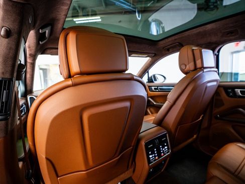 Used 2023 Porsche Cayenne GTS image 56