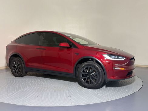 Used 2023 Tesla Model X AWD/4WD image 7