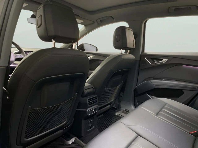 Used 2023 Audi Q4 e-tron Premium Plus w/ Premium Plus AWD/4WD image 21