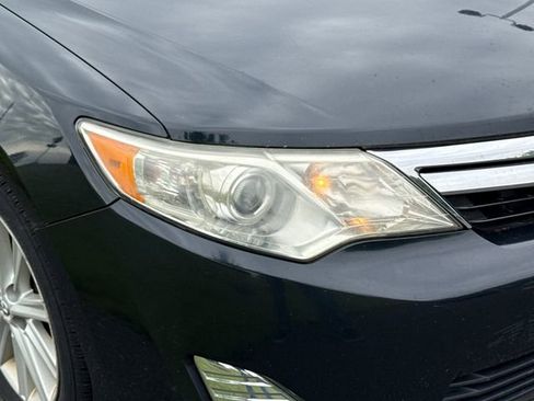 Used 2012 Toyota Camry XLE FWD image 12
