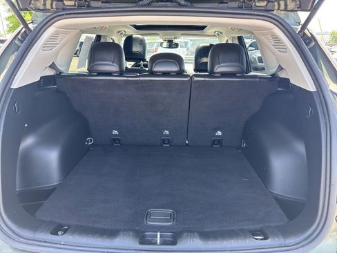 Used 2020 Jeep Compass Latitude FWD image 27
