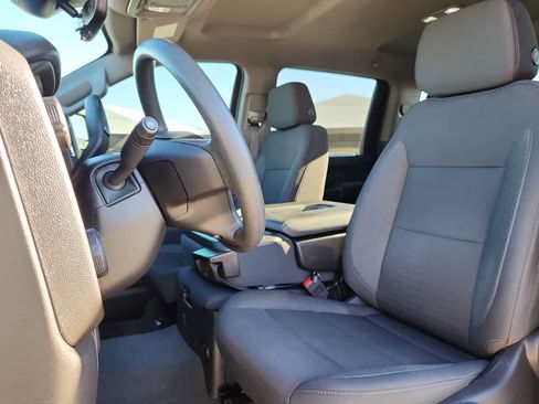 Used 2024 Chevrolet Silverado 2500 Custom w/ Custom Convenience Package image 15