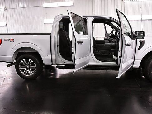 Used 2022 Ford F150 XL w/ STX Appearance Package image 31
