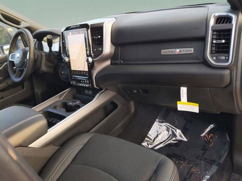New 2025 RAM 2500 Lone Star image 39