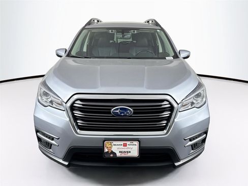 Used 2022 Subaru Ascent Limited w/ Technology Package AWD/4WD image 9