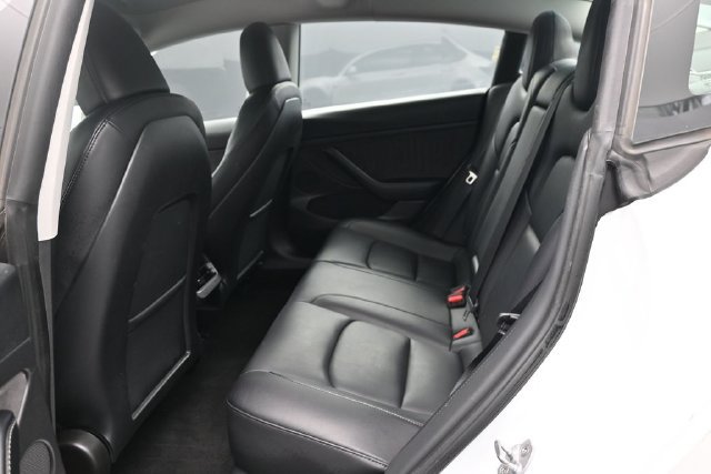 Used 2023 Tesla Model 3 Standard Range RWD image 13