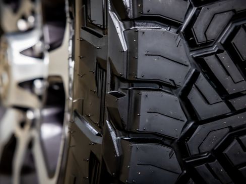 Used 2024 RAM 3500 Limited w/ Safety Group image 28