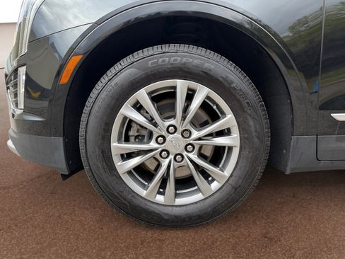 Used 2021 Cadillac XT5 Premium Luxury AWD/4WD image 9