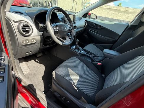 Used 2019 Hyundai Kona SEL w/ SEL Tech Package 02 FWD image 9