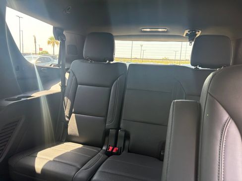 Used 2023 Chevrolet Tahoe Z71 AWD/4WD image 13
