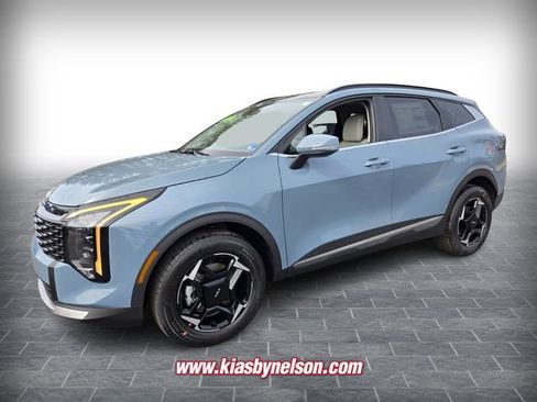 New 2026 Kia Sportage EX AWD/4WD image 3