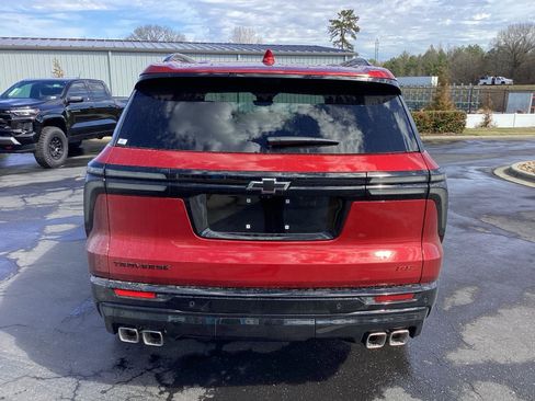 New 2026 Chevrolet Traverse RS FWD image 2