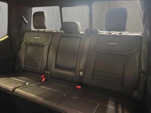 Used 2026 Ford F250 Platinum AWD/4WD image 7