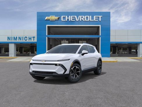 New 2026 Chevrolet Equinox EV LT image 8