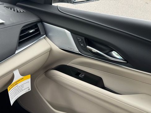 New 2025 Cadillac CT4 Premium Luxury image 33