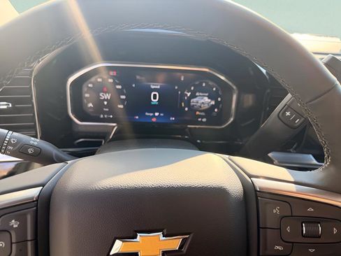 New 2026 Chevrolet Silverado 1500 LT image 17