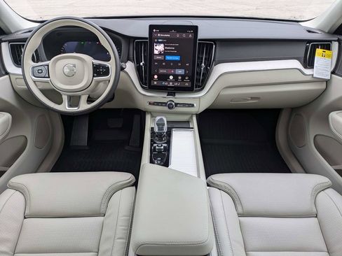 New 2026 Volvo XC60 B5 Ultra w/ Protection Package Premier AWD/4WD image 19