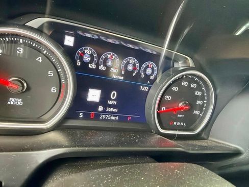 Used 2021 Chevrolet Silverado 1500 High Country w/ Technology Package RWD image 9