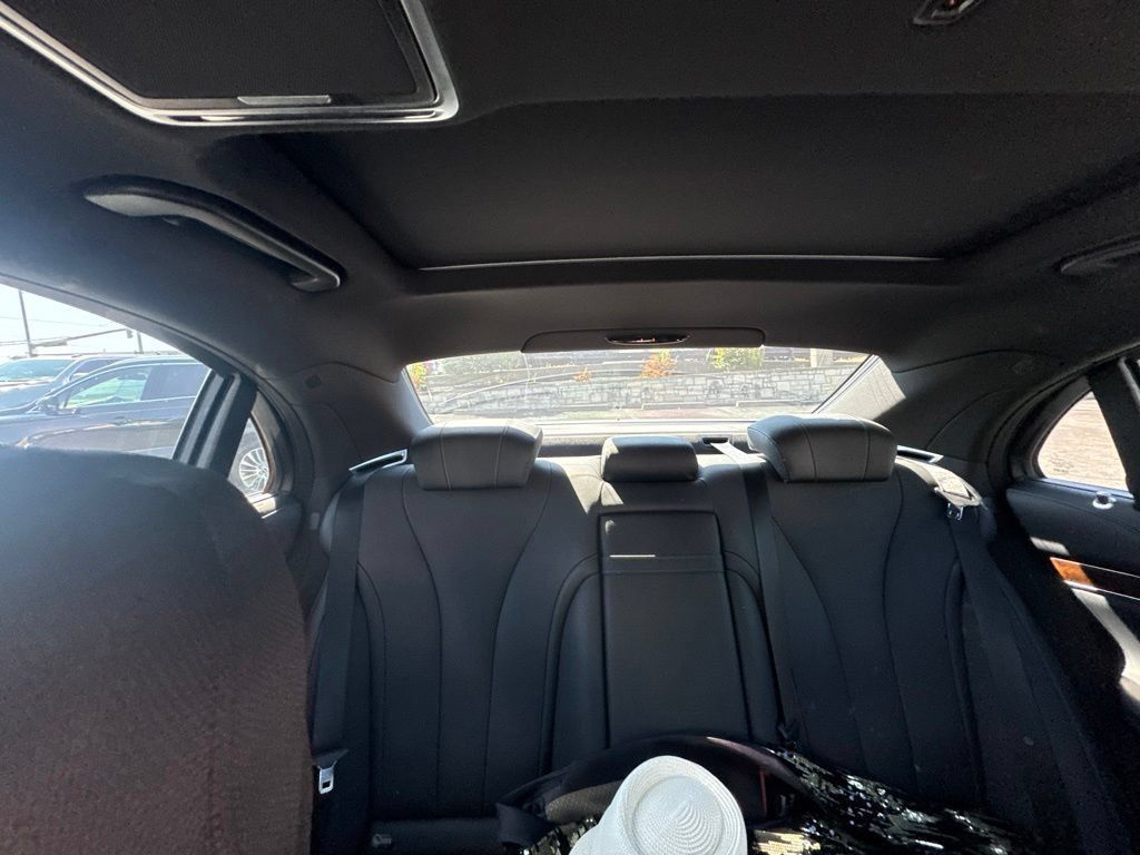 Used 2015 Mercedes-Benz S 550 4MATIC Sedan image 18