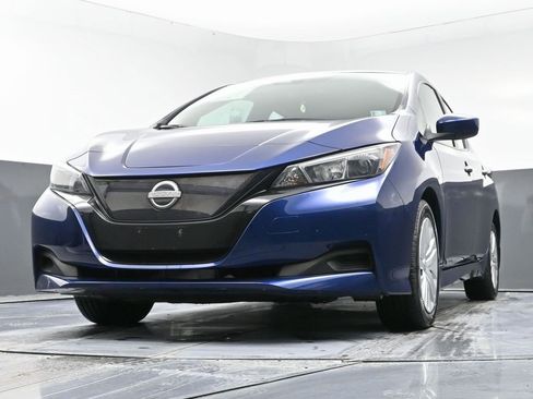 Used 2023 Nissan Leaf S image 45