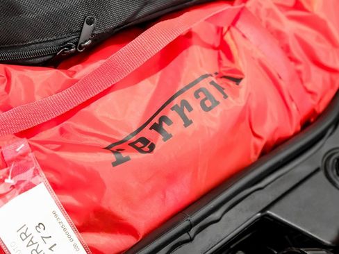 Used 2022 Ferrari SF90 Spider image 45