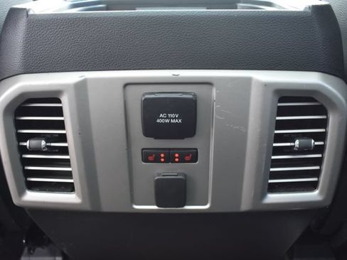 Used 2015 Ford F150 Lariat w/ Equipment Group 502A Luxury AWD/4WD image 42