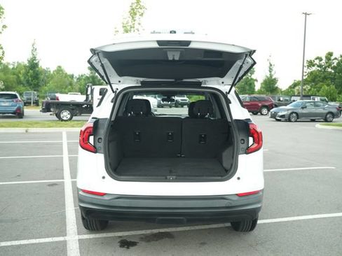 Used 2019 GMC Terrain SLE FWD image 16
