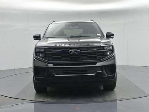New 2026 Ford Expedition Platinum image 28