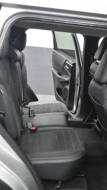 Used 2024 Mitsubishi Outlander SE AWD/4WD image 11