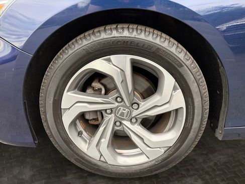 Used 2019 Honda Accord EX image 36