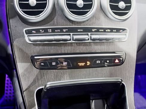 Used 2022 Mercedes-Benz GLC 300 4MATIC Coupe image 28