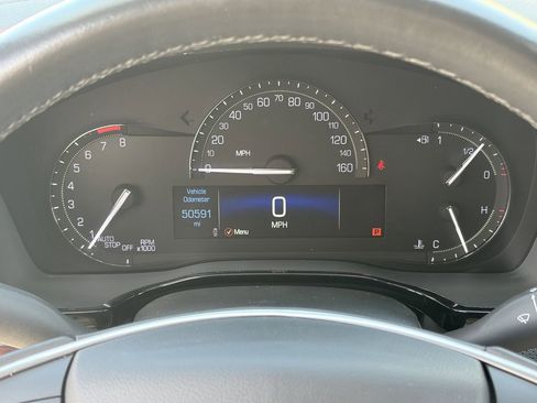 Used 2019 Cadillac XT5 Luxury FWD image 24