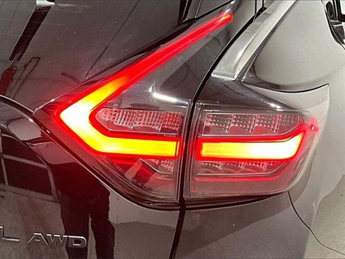 Used 2022 Nissan Murano SL image 24