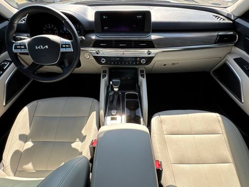 Used 2022 Kia Telluride EX FWD image 23