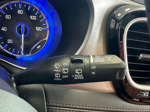 New 2026 Chrysler Pacifica Pinnacle AWD/4WD image 25