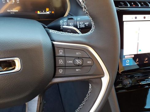 New 2025 Jeep Grand Cherokee Limited image 23