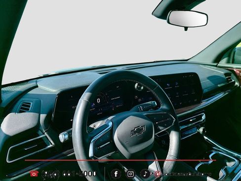 Used 2024 Chevrolet Traverse Z71 w/ LPO, Floor Liner Package AWD/4WD image 12